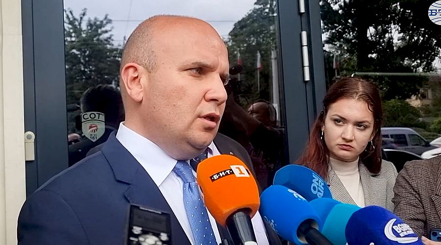 Илхан Кючюк потвърди - лоялните на Доган ще правят нова партия